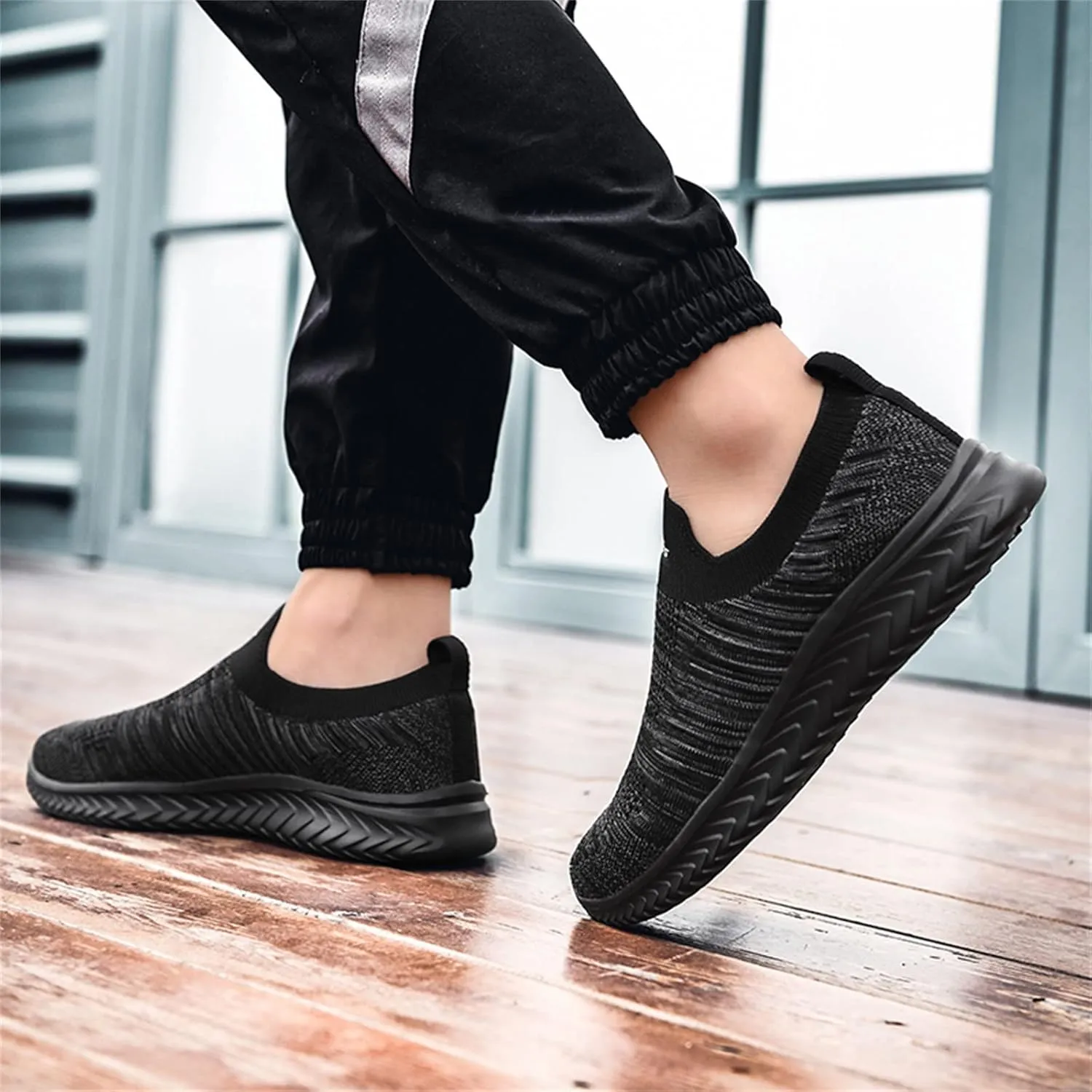 Womens Non Slip Work Shoes Slip On Water Resistant Mens Dress Shoes Arch Support Men's Casual Shoes Platform Sneakers Black Tennis Shoe Loafers Casual Slip On